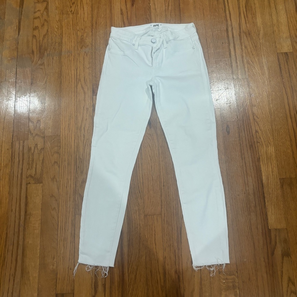 PAIGE White Skinny Jeans High-Waisted Stretch, Distressed ends